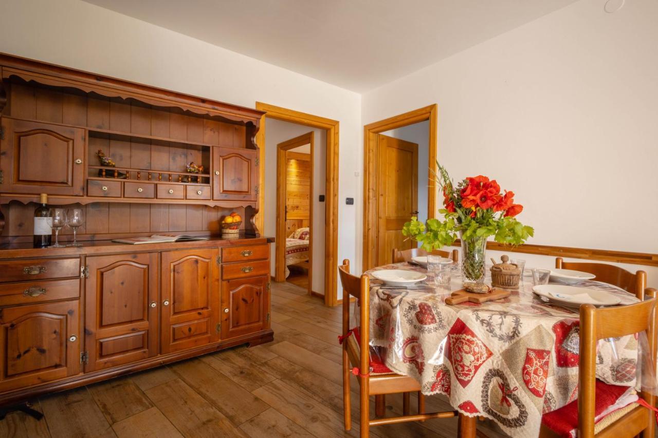 Le Vieux Noyer - Appartamenti Al Verde Villaggio Di Rumiod Сен-П'єрр Екстер'єр фото