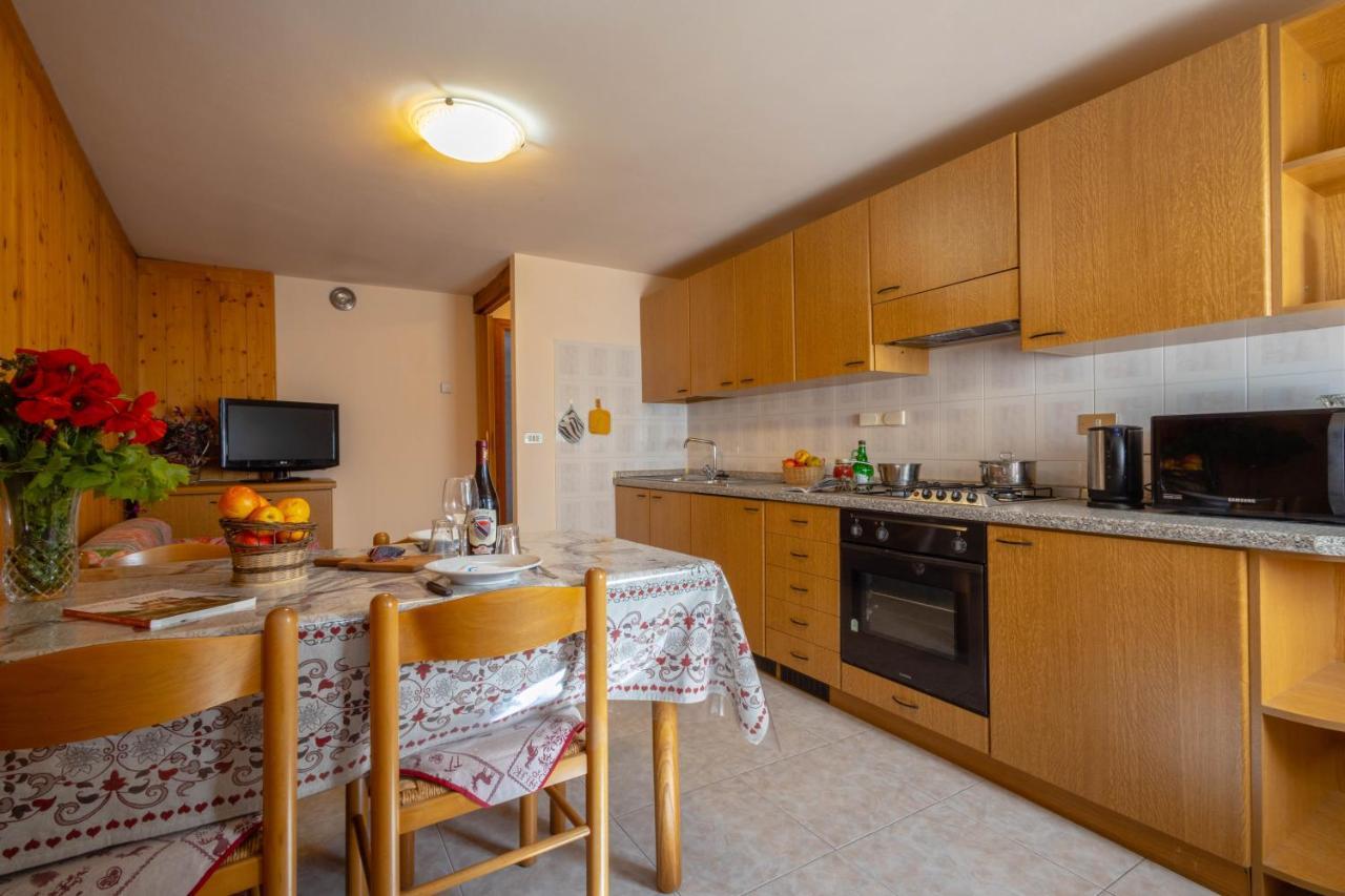 Le Vieux Noyer - Appartamenti Al Verde Villaggio Di Rumiod Сен-П'єрр Екстер'єр фото